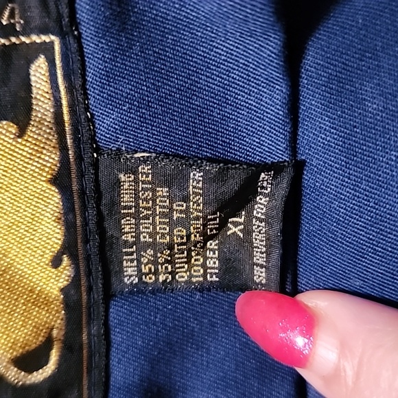 BRANDED ๐ฆ LION REVERSIBLE  WINTER VEST - Picture 3 of 11